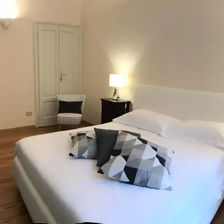 מלון Antica Leonardo 3*