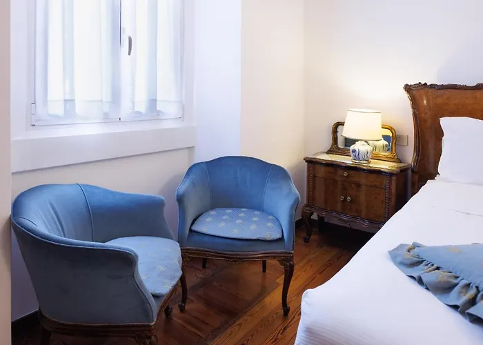 Antica Leonardo 3* Милан