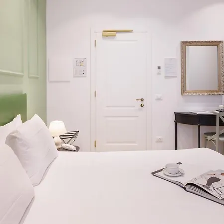 Antica Leonardo 3* Milán